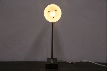 ヴィンテージ照明　北欧ビンテージ　デンマーク　メンズライクな空間づくりに活躍するデスクライト(卓上照明、スタンドライト、シェード)(R-049731)