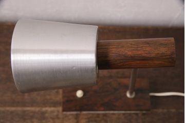 ヴィンテージ照明　北欧ビンテージ　デンマーク　メンズライクな空間づくりに活躍するデスクライト(卓上照明、スタンドライト、シェード)(R-049731)