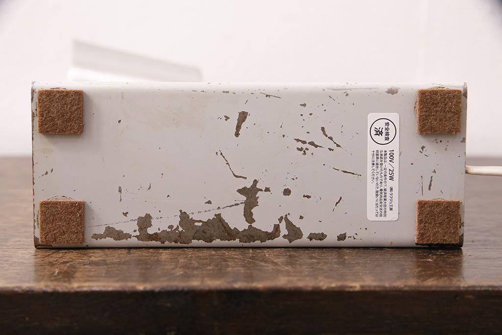 ヴィンテージ照明　北欧ビンテージ　デンマーク　メンズライクな空間づくりに活躍するデスクライト(卓上照明、スタンドライト、シェード)(R-049731)