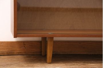 ヴィンテージ家具　イギリス　チーク材　シンプルで洗練されたデザインがおしゃれなブックケース(リビングボード、キャビネット、飾り棚、ビンテージ)(R-049733)