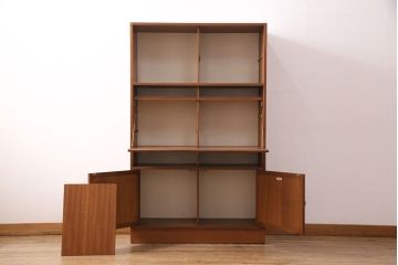 ヴィンテージ家具　イギリス　チーク材　木目の美しさとスタイリッシュなデザインが魅力のビューローキャビネット(ライティングビューロー、収納棚、戸棚、ビンテージ)(R-049734)