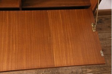 ヴィンテージ家具　イギリス　チーク材　木目の美しさとスタイリッシュなデザインが魅力のビューローキャビネット(ライティングビューロー、収納棚、戸棚、ビンテージ)(R-049734)