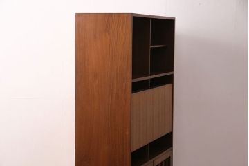 ヴィンテージ家具　イギリス　チーク材　木目の美しさとスタイリッシュなデザインが魅力のビューローキャビネット(ライティングビューロー、収納棚、戸棚、ビンテージ)(R-049734)