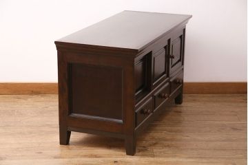 中古　美品　松本民芸家具　脚付きリメイク　和モダンな空間づくりにおすすめのローチェスト(サイドボード、引き出し、ローボード)(R-049735)