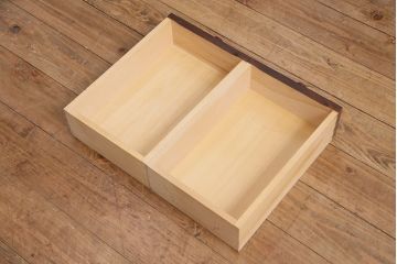 中古　美品　北海道民芸家具　HM135　クラシカルな雰囲気が魅力!落ち着きのある空間づくりにおすすめのサイドボード(キャビネット、収納棚、リビングボード)(R-049737)