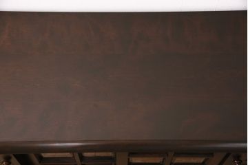 中古　美品　北海道民芸家具　HM135　クラシカルな雰囲気が魅力!落ち着きのある空間づくりにおすすめのサイドボード(キャビネット、収納棚、リビングボード)(R-049737)