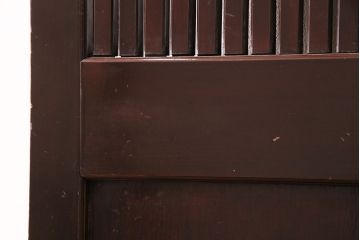 アンティーク建具　美品!　漆が美しい富山産の格子入り蔵戸(引き戸、玄関戸)(R-049748)