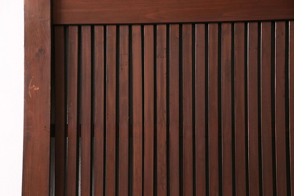 アンティーク建具　美品!　漆が美しい富山産の格子入り蔵戸(引き戸、玄関戸)(R-049748)