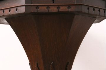 アンティーク家具　イギリスアンティーク　ウォールナット材　小物収納にもなるクラシカルな佇まいが魅力のゲームテーブル(サイドテーブル、花台)(R-049750)