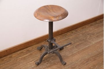 中古　ブランド家具　無骨な佇まいが格好良い!インダストリアルな空間におすすめのスツール(椅子、カウンタースツール、ハイスツール)(R-049760)
