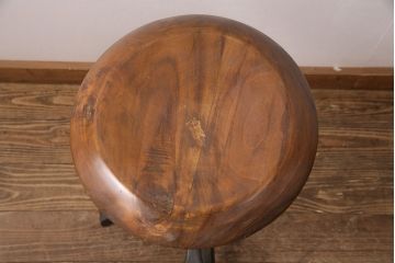 中古　ブランド家具　無骨な佇まいが格好良い!インダストリアルな空間におすすめのスツール(椅子、カウンタースツール、ハイスツール)(R-049760)