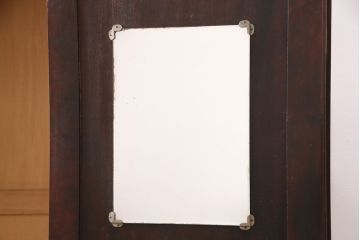 中古　美品　伝統工芸　軽井沢彫り　繊細な桜の図が見事なワードローブ(洋服タンス、チェスト、衣装箪笥)(R-049764)