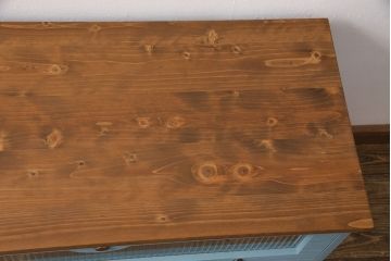 和製アンティーク　桐箪笥リメイク　前面ガラス　ペイントカラーとモールガラスの組み合わせがお洒落なリビングボード(引き出し、チェスト、シャツケース、テレビ台、桐たんす)(R-049772)