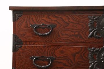 中古　美品　天板リメイク・ヒノキ材　躍動感ある木目が目を引く仙台箪笥(収納タンス、衣装箪笥和タンス、引き出し)(R-049780)