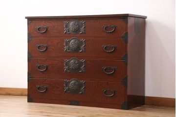 中古　美品　天板リメイク・ヒノキ材　躍動感ある木目が目を引く仙台箪笥(収納タンス、衣装箪笥和タンス、引き出し)(R-049780)