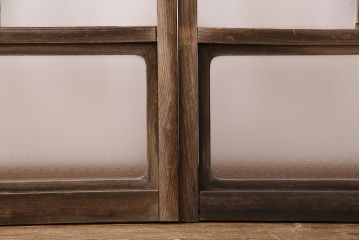 アンティーク建具　クリアガラスとモールガラスが入ったおしゃれなガラス戸2枚セット(引き戸、窓)(R-049787)