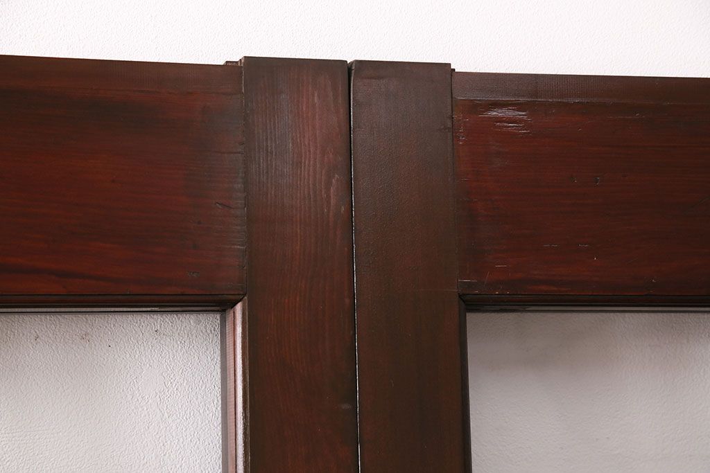 アンティーク建具　和モダンな雰囲気を高めるヒノキ材製格子蔵戸2枚セット(きつね格子、狐格子、引き戸、玄関戸、格子戸、マス目、升目)(R-049792)