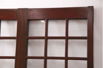 アンティーク建具　和モダンな雰囲気を高めるヒノキ材製格子蔵戸2枚セット(きつね格子、狐格子、引き戸、玄関戸、格子戸、マス目、升目)(R-049792)