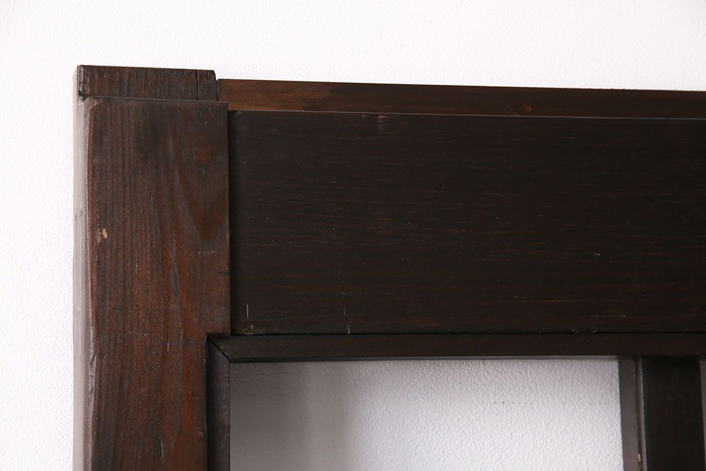 アンティーク建具　和モダンな雰囲気を高めるヒノキ材製格子蔵戸2枚セット(きつね格子、狐格子、引き戸、玄関戸、格子戸、マス目、升目)(R-049792)