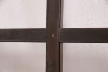 アンティーク建具　和モダンな雰囲気を高めるヒノキ材製格子蔵戸2枚セット(きつね格子、狐格子、引き戸、玄関戸、格子戸、マス目、升目)(R-049792)