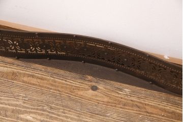 イギリスアンティーク　凝ったデザインがお洒落な空間づくりに活躍する希少なストーブガード(暖炉、ファイヤーガード、フェンダー)(R-049796)