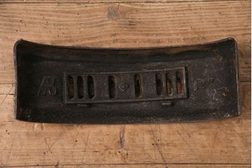 イギリスアンティーク　お洒落なインテリアとして活躍する、重厚感のあるマントルピース(暖炉、ファイヤープレイス、ディスプレイ)(R-049798)