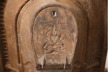 イギリスアンティーク　お洒落なインテリアとして活躍する、重厚感のあるマントルピース(暖炉、ファイヤープレイス、ディスプレイ)(R-049798)