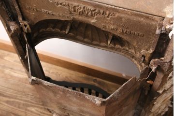 イギリスアンティークアンティーク　色鮮やかな花柄が華やかさを演出するマントルピース(暖炉、ファイヤープレイス)(R-049799)