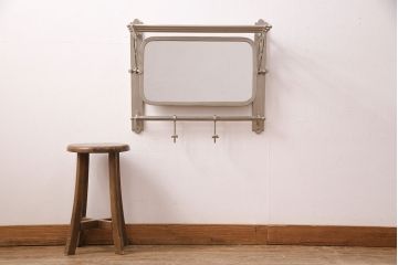 希少　アメリカヴィンテージ　クールな魅力で空間を演出するウォールミラー(ウォールシェルフ、壁掛けラック、壁掛けミラー、鏡、ビンテージ)(R-049804)