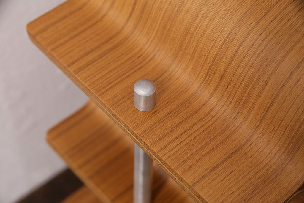 中古　美品　サイトーウッド(SAITO WOOD)　まるでオブジェのようなフォルムが美しいワインラック(ワインストレージ、ワイン収納、シャンパンホルダー)(R-049805)