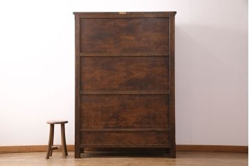 中古　極美品　松本民芸家具　直線的なデザインが美しく高級感を漂わせるリード型カップボード(定価96万円)(収納棚、戸棚、キャビネット)(R-049818)