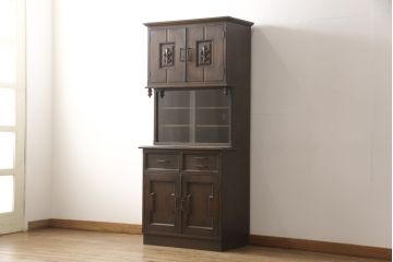 中古　永田良介商店　チルダ彫刻入食器棚(カップボード、キャビネット、収納棚)(定価約60万円)(R-049823)