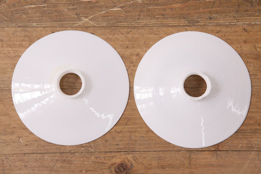 アンティーク照明　和製アンティーク　どこか懐かしさが漂う平笠シェードのペンダントライト2個セット(R-049832)