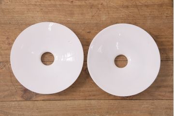 アンティーク照明　和製アンティーク　どこか懐かしさが漂う平笠シェードのペンダントライト2個セット(R-049832)