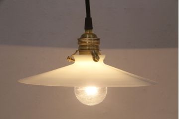 アンティーク照明　どこか懐かしさが漂うレトロなペンダントライト2個セット(天井照明、吊り下げ照明、電笠)(R-049834)