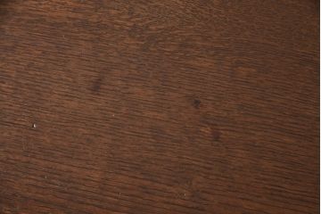 ビンテージ家具　神戸洋家具　どこから見ても美しいフォルムが目を惹くナラ材製サイドテーブル(カフェテーブル、オケージョナルテーブル、飾り台、ヴィンテージ)(R-049843)