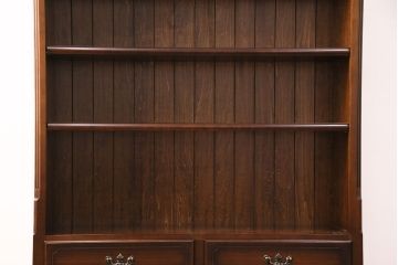中古　美品　カリモク家具(karimoku)　コロニアルシリーズ　クラシックカントリーな佇まいが魅力の本棚(飾り棚、ブックシェルフ、書棚)(R-049850)