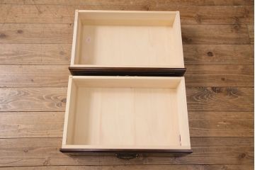 中古　美品　カリモク家具(karimoku)　コロニアルシリーズ　クラシックカントリーな佇まいが魅力の本棚(飾り棚、ブックシェルフ、書棚)(R-049850)