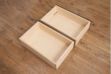 中古　美品　カリモク家具(karimoku)　コロニアルシリーズ　クラシックカントリーな佇まいが魅力の本棚(飾り棚、ブックシェルフ、書棚)(R-049850)