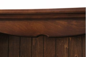 中古　美品　カリモク家具(karimoku)　コロニアルシリーズ　クラシックカントリーな佇まいが魅力の本棚(飾り棚、ブックシェルフ、書棚)(R-049850)
