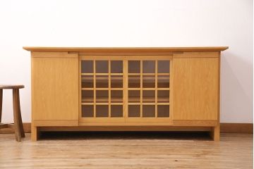 中古　美品　メーベルトーコー(MOBEL TOKO)　木のぬくもりを感じるテレビボード(定価約23万円)(リビングボード、テレビ台、収納棚、キャビネット)(R-049851)