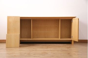 中古　美品　メーベルトーコー(MOBEL TOKO)　木のぬくもりを感じるテレビボード(定価約23万円)(リビングボード、テレビ台、収納棚、キャビネット)(R-049851)