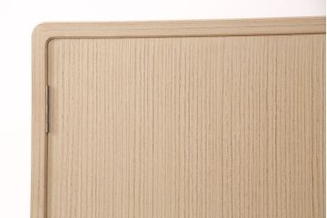 中古　美品　伝統工芸　春日部桐たんす　衣装盆付き　引手金具が上品な雰囲気を高める総桐箪笥(胴厚)(引き出し、チェスト、和タンス、衣装箪笥、着物箪笥)(定価約120万円)(R-049854)