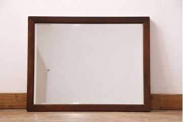 当店リメイク家具　中古　松本民芸家具　落ち着きのある空間を演出する!上品な色合いが魅力のウォールミラー(壁掛け鏡)(R-049856)