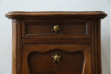 フランスアンティーク　ウォールナット材　サイドテーブル　(R-049858)