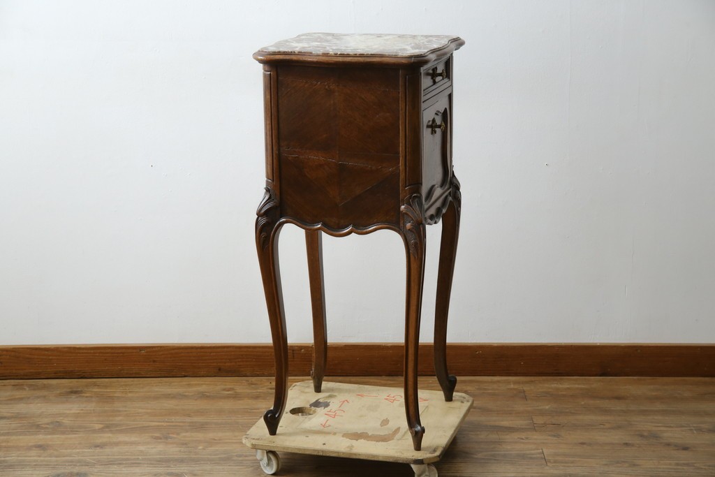 フランスアンティーク　ウォールナット材　サイドテーブル　(R-049858)