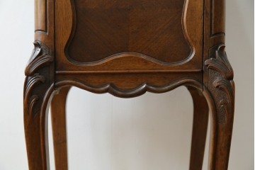 フランスアンティーク　ウォールナット材　サイドテーブル　(R-049858)