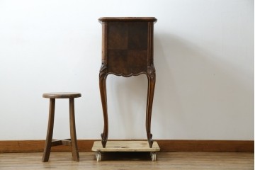 フランスアンティーク　ウォールナット材　サイドテーブル　(R-049858)