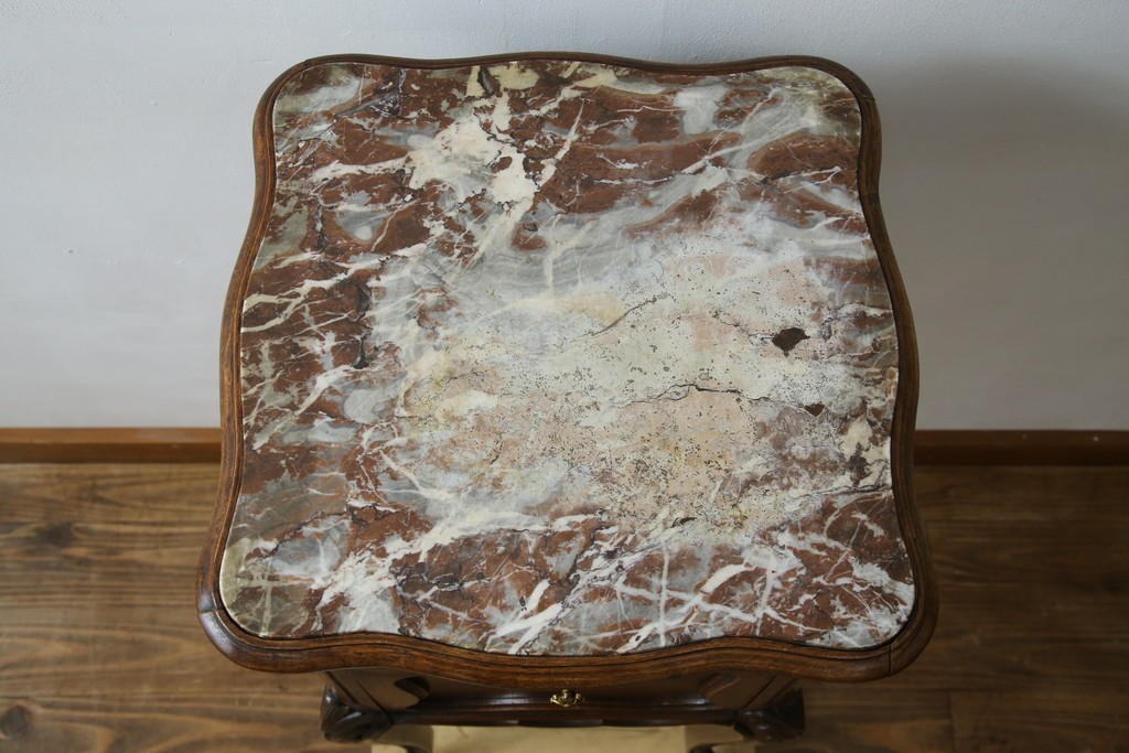 フランスアンティーク　ウォールナット材　サイドテーブル　(R-049858)