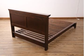 中古　美品　松本民芸家具　すのこ付き　特注サイズの希少なベッドフレーム(セミダブル〜ダブル)(R-049861)